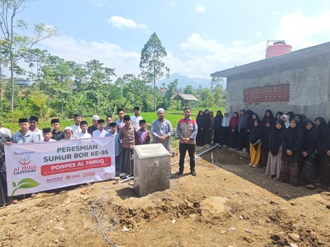 Sumur Bor ke-95 LAZISWAF Al Hilal Hadir untuk Pondok Pesantren Al Faruq, Garut