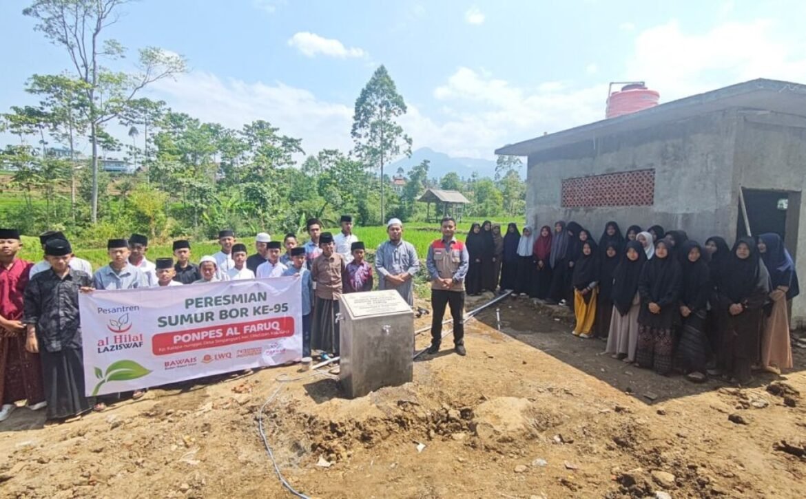 Sumur Bor ke-95 LAZISWAF Al Hilal Hadir untuk Pondok Pesantren Al Faruq, Garut
