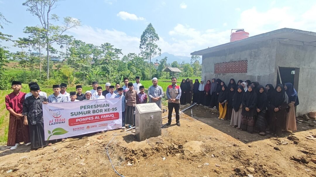 Sumur Bor ke-95 LAZISWAF Al Hilal Hadir untuk Pondok Pesantren Al Faruq, Garut