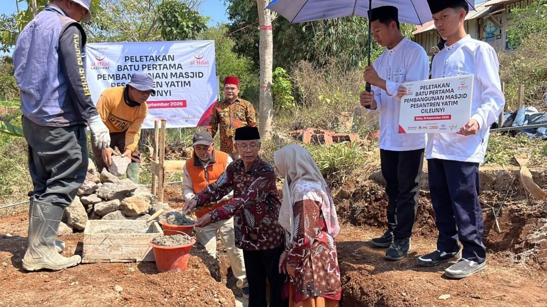 Satu Langkah Awal! Peletakan Batu Pertama Pembangunan Masjid Pesantren Yatim Al Hilal Telah Dilaksanakan